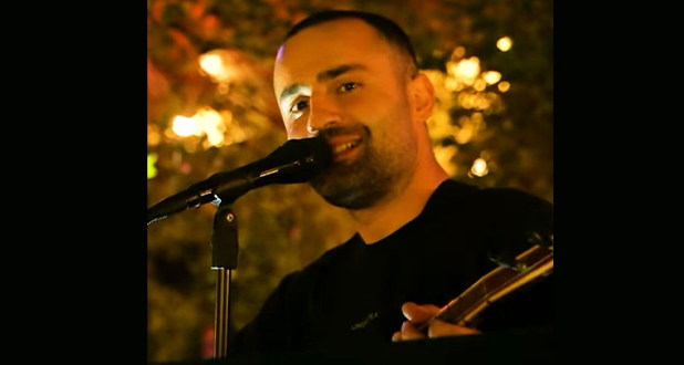 Türkülerin prensi: Oytun Elaman