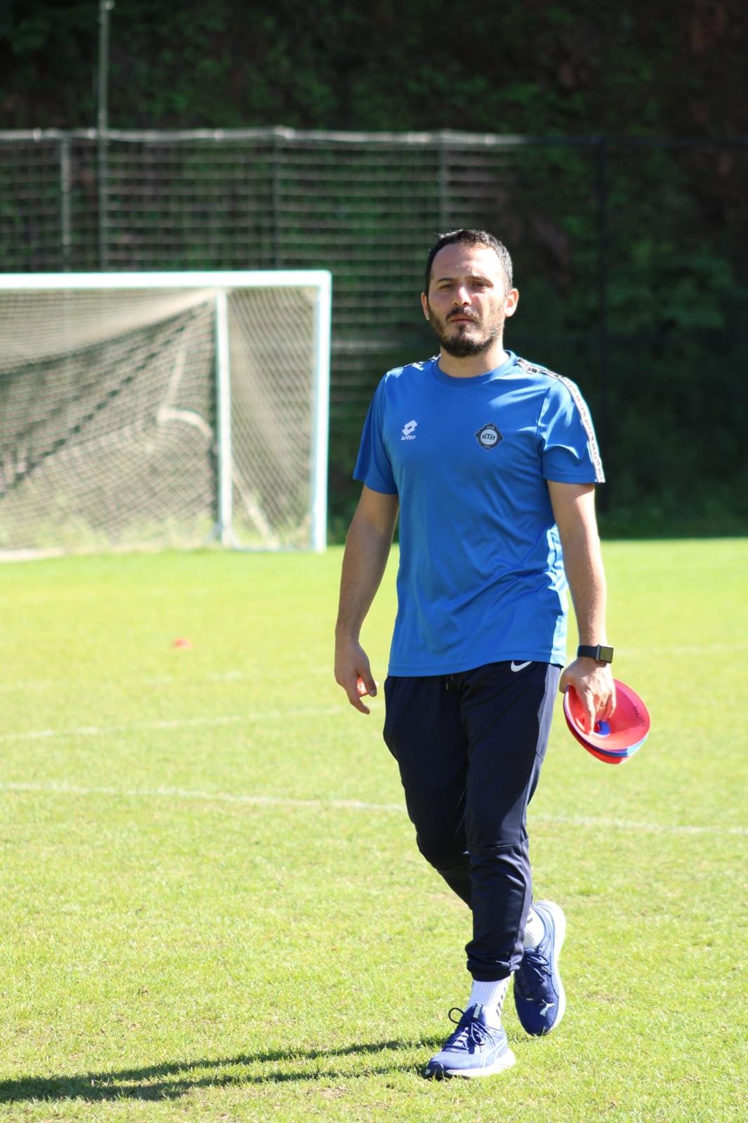 Gümüşhaneli Genç Antrenör Umut Göktuğ Çelik Geleceğin Yeteneklerini Yetiştiriyor