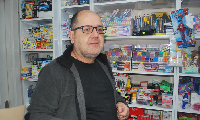  Kırtasiye Malzemeleri Güvenli mi? Esnaf Yücel Çakmak’tan Açıklama