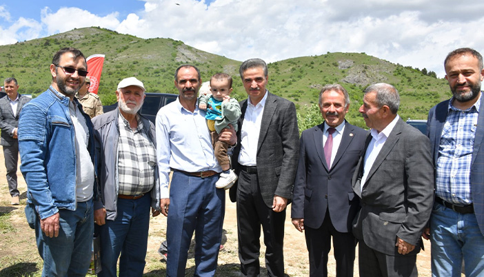 Vali Baruş, Kov Kalesi Hıdırellez Şenliklerine Katıldı