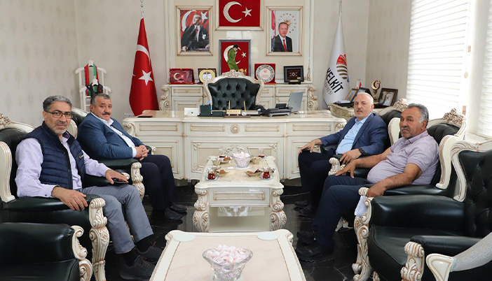 Siyaseti Bıraktı, Gümüşhane’ye Döndü