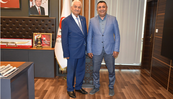 Eski Bakan Sungurlu Gümüşhane Belediyesinde
