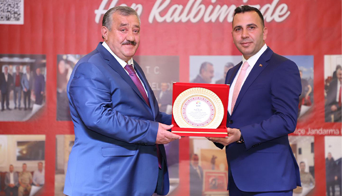 Kaymakam Algın’a Kelkit’ten Vefa ve Hemşehrilik Beratı