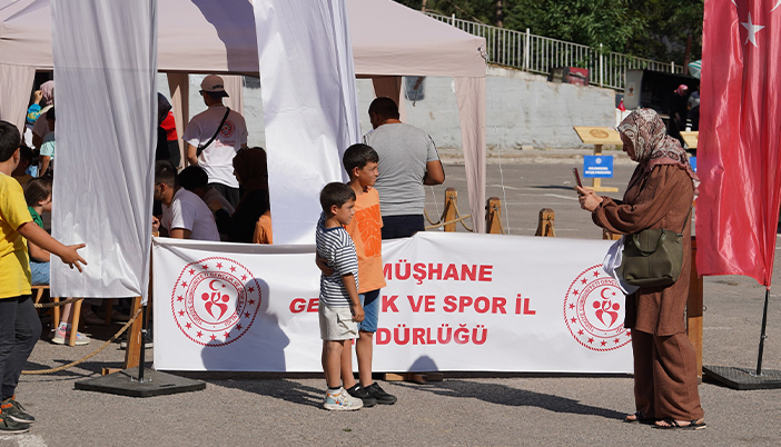 Geleneksel Oyunlar Tırı Gümüşhane’de