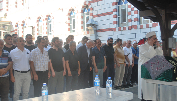 Ayten Mert Son Yolculuğuna Uğurlandı
