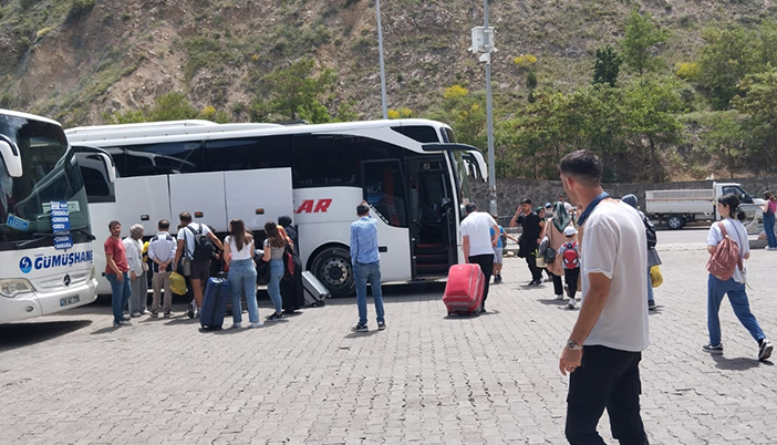  Gümüşhane Otogarında Beklenen Hareketlilik Olmadı