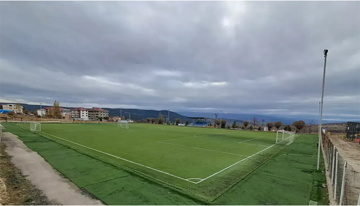  Şiran İlçe Stadı Yeni Sezona Hazır Hale Getiriliyor