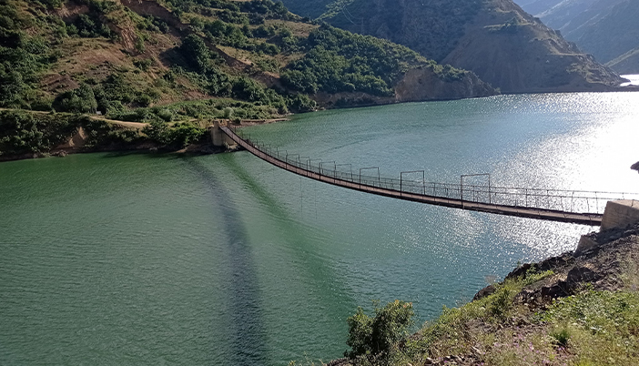 Bir Tarafta Muhteşem Doğa, Bir Tarafta Değişmeyen Gerçek