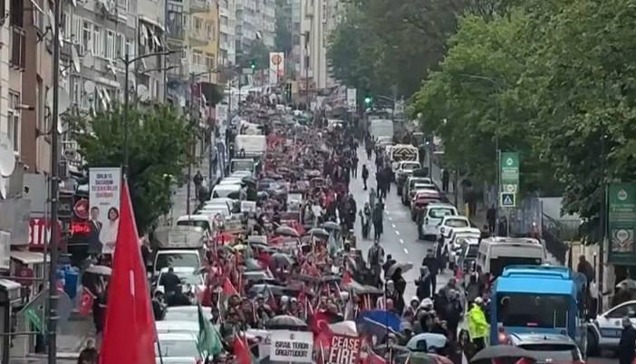 Üsküdar’da Binler Gazze İçin Yürüdü, GÜDEF Destek Verdi
