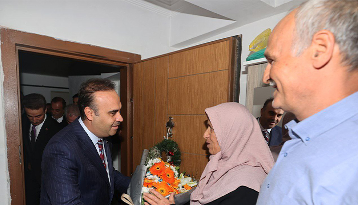 Bakan Kacır’dan Torul’da Şehit Evine Ziyaret