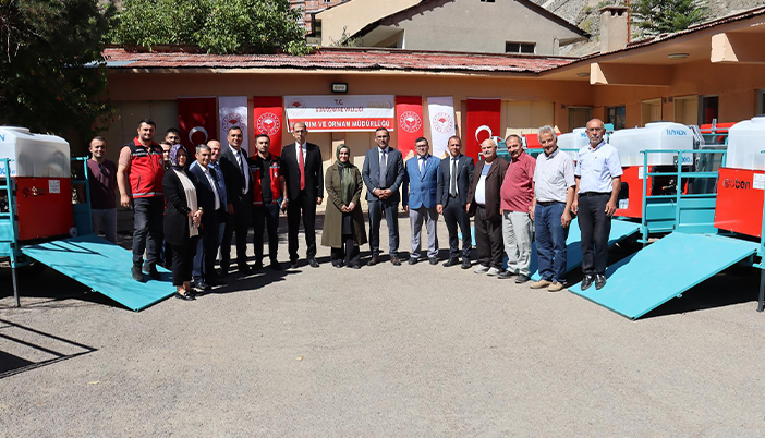 Püskürtmeli Seyyar Koyun İlaçlama Makinesi Projesi Gümüşhane’de Hayata Geçti