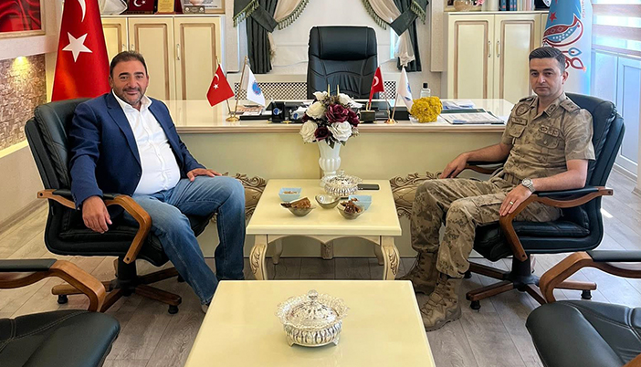 İlçe Jandarma Komutanı Yalçın’dan Deredolu Belediye Başkanlığına Ziyaret