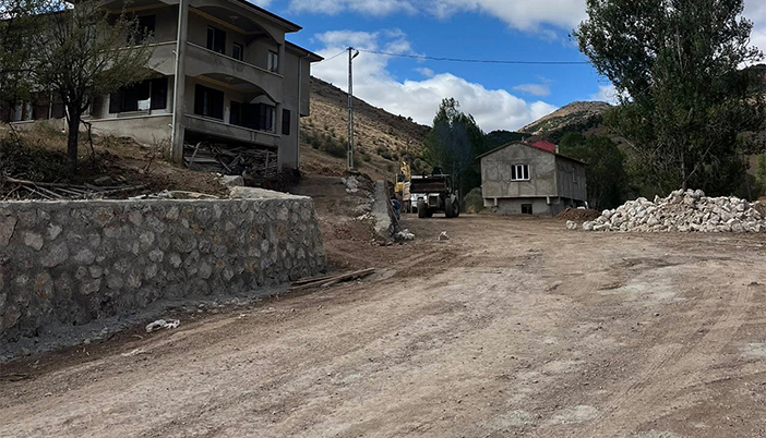 Deredolu Beldesinde Altyapı Çalışmaları Tüm Hızıyla Devam Ediyor