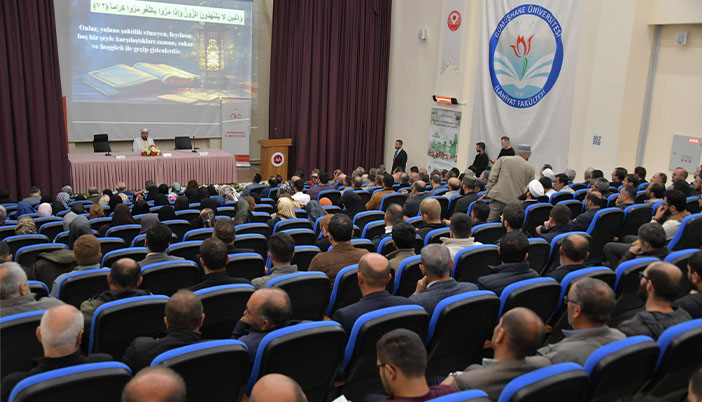 Gümüşhanede “Hz. Peygamber ve Aile Ahlakı” Paneli Düzenlendi