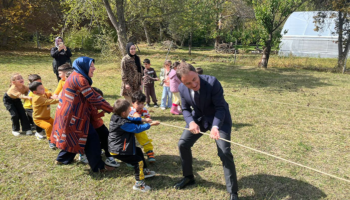 İlk Ders: “Yeşil Vatan”