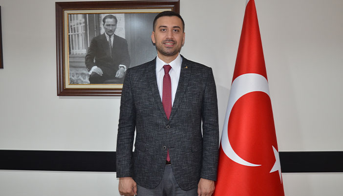 Burhan Gül'ün Kaleminden; Geleceğin Kalbi Okurlarla Buluşuyor