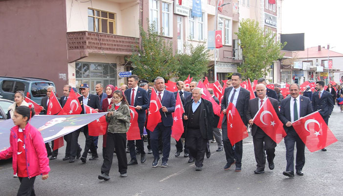 Köse’de Cumhuriyet Yürüyüşü Coşkusu