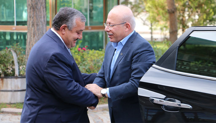 Emekli Büyükelçi ve Akademisyen Ömer Faruk Doğan Gümüşhane’de