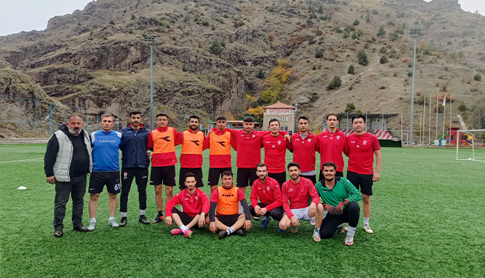 Taner Koç Hazırlayacak, Gümüşhanespor İdmanlara Başladı