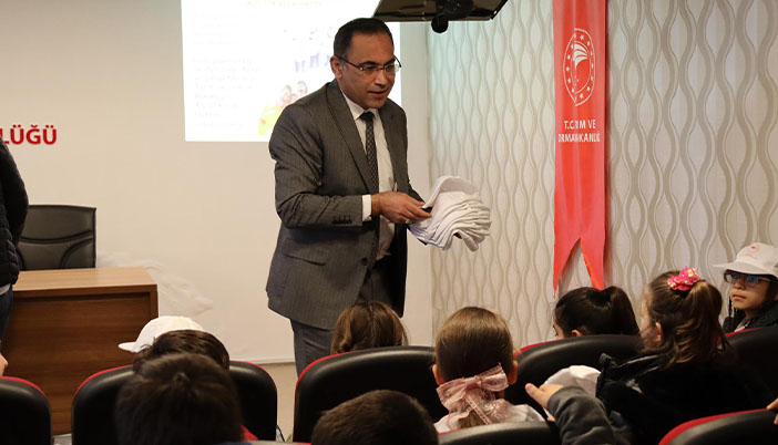 Gümüşhane’de “Lider Çocuk Tarım Kampı” Gerçekleştirildi