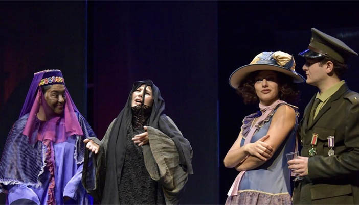 “İstanbul’un Son Beyzadeleri” Anadolu Turnesinde İlgi Görüyor