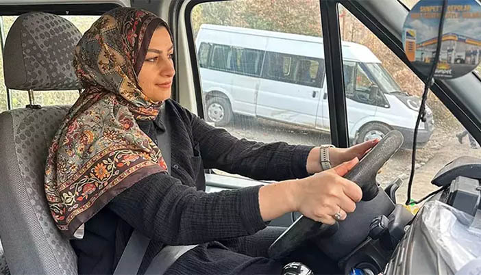 Eşine Destek İçin Direksiyona Geçti: Artvin’de En Şefkatli Servis Yolculuğu