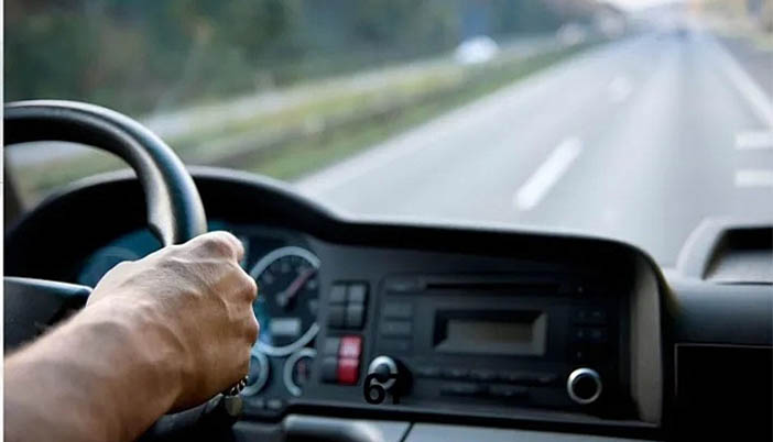 “Biz Üç Teker Üzerinde Gideriz” Dediler Ama O Güzergâh Gümüşhaneli Şoförleri Çok Zorluyor