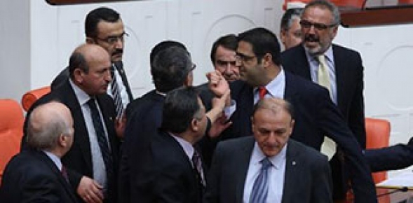 BDP'li Baluken  MHP'li Yeniçeri'ye saldırdı