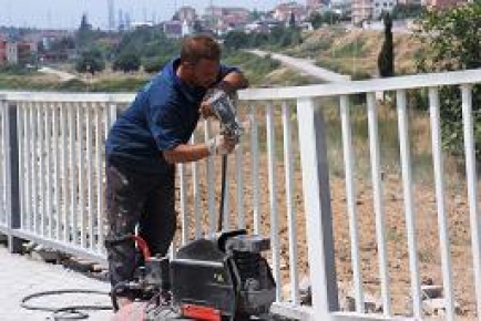 Demiryolu köprüsünde güvenlik çalışması
