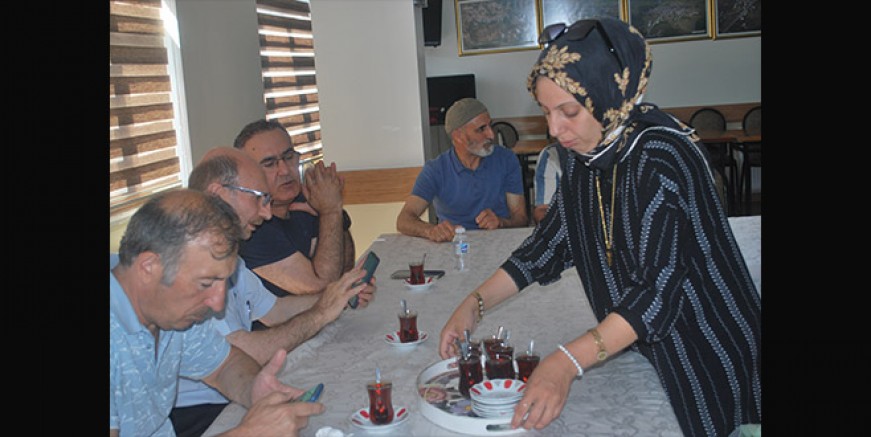 İkram eksik olmaz