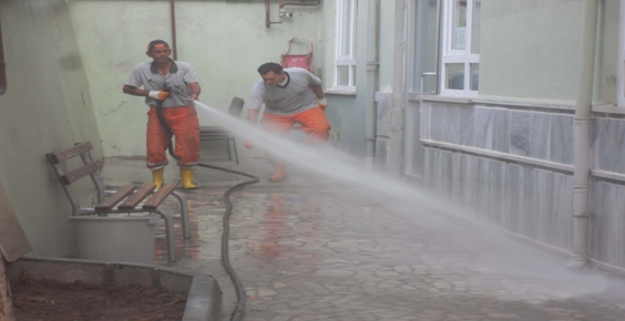 İzmit'te bayram temizliği