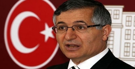 Milletvekili Yeniçeri TBMM'nde basın toplantısı düzenledi
