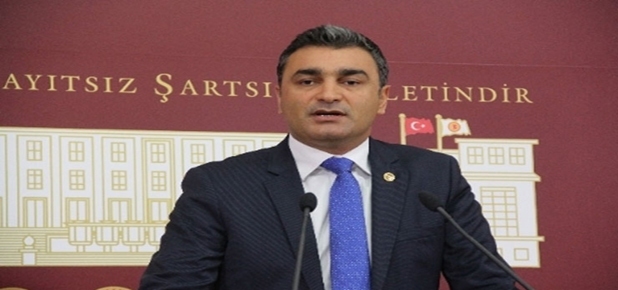 Sarı: Erdoğan,Türkiye'yi krize sokmak istiyor