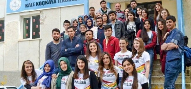 Üniversite Öğrencilerinden Sosyal Sorumluluk Örneği